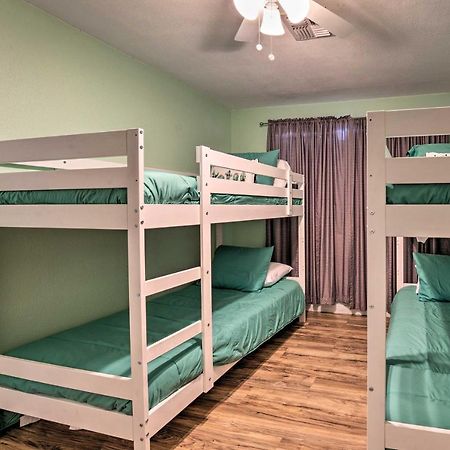 Updated Family Home - 2 Blocks To Colorado River! Bullhead City Extérieur photo